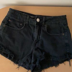 Black American Eagle high rise short shorts
